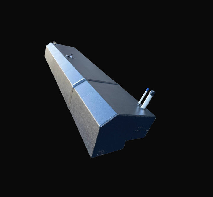 Perspective view of the Seacraft 32 replacement fuel tank, emphasizing the custom stepped hull contour and elongated 152.5-inch length. The image details the black-coated marine aluminum construction and the orientation of the fill and vent pipes.