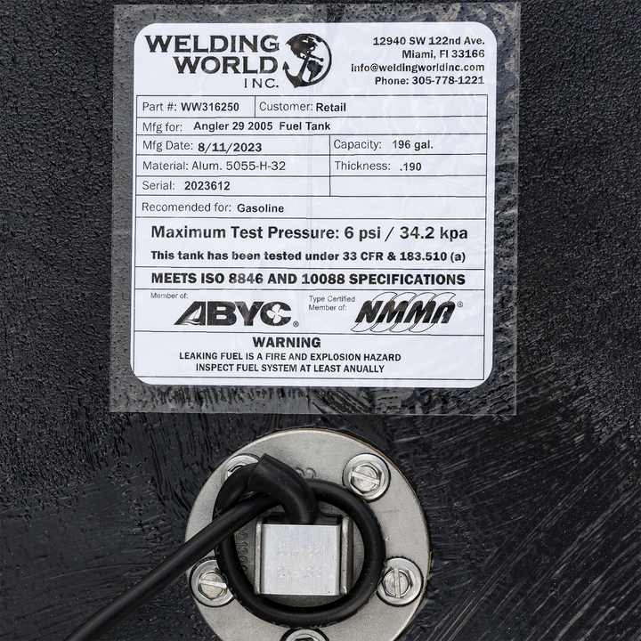 A label of a 2005 Angler 29 with a 196-gallon nominal Built to OEM Specs belly fuel tank, designed for offshore fishing with
durable and efficient fuel storage