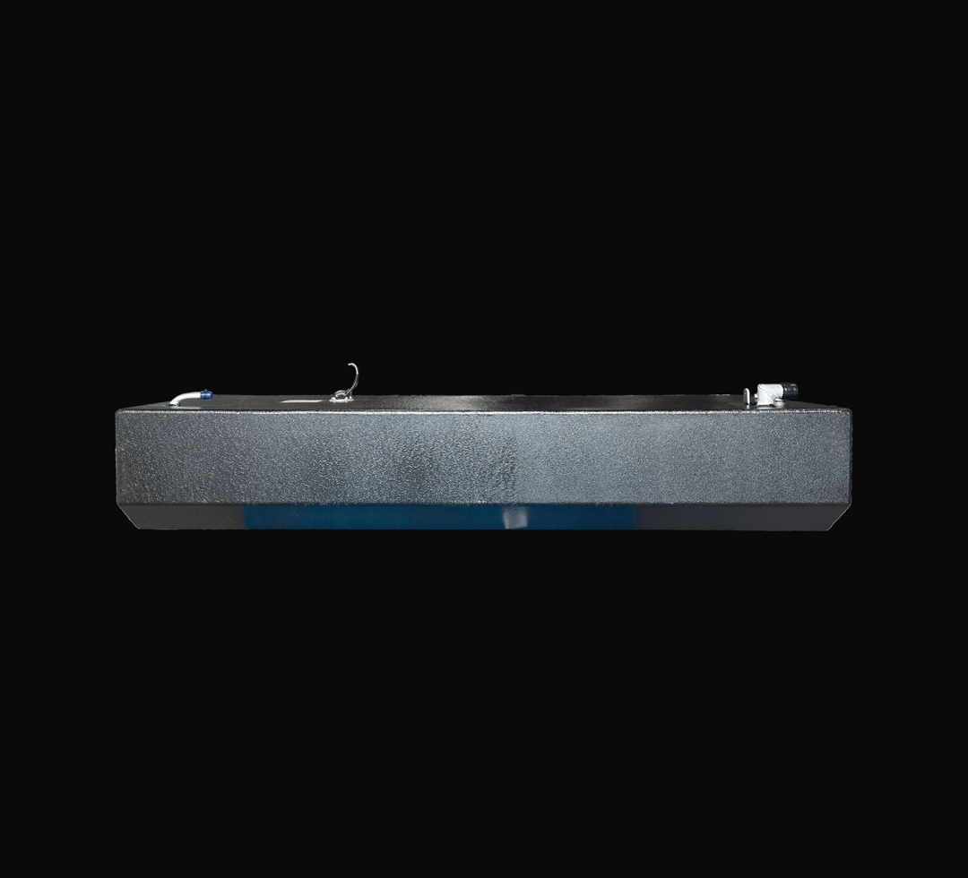 Side profile view of Contender 21 (2002) coated fuel tank showing 98 gal capacity and V-hull shape.